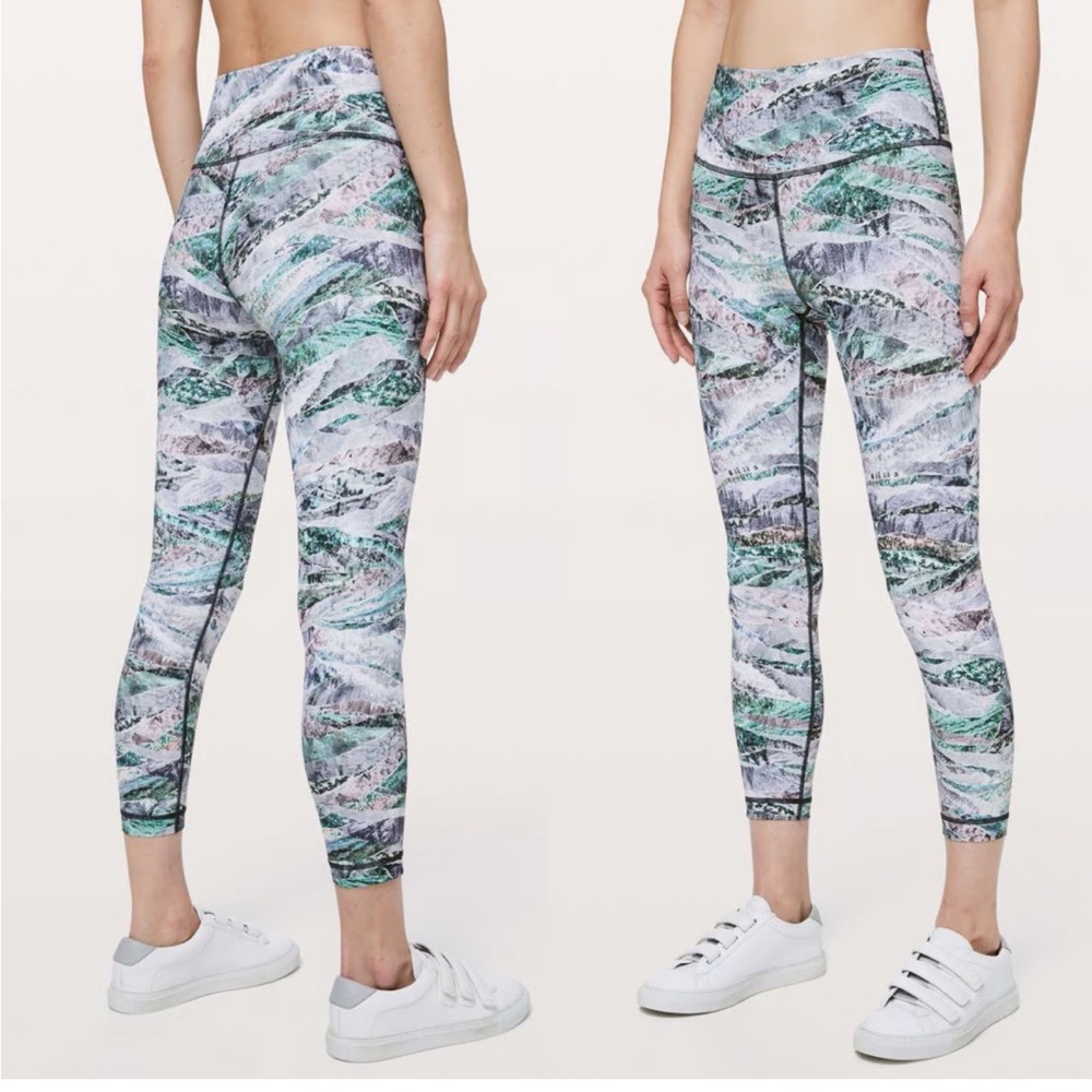 lululemon athletica SZ 6, Green and Gray 7/8 high rise leggings 25”.